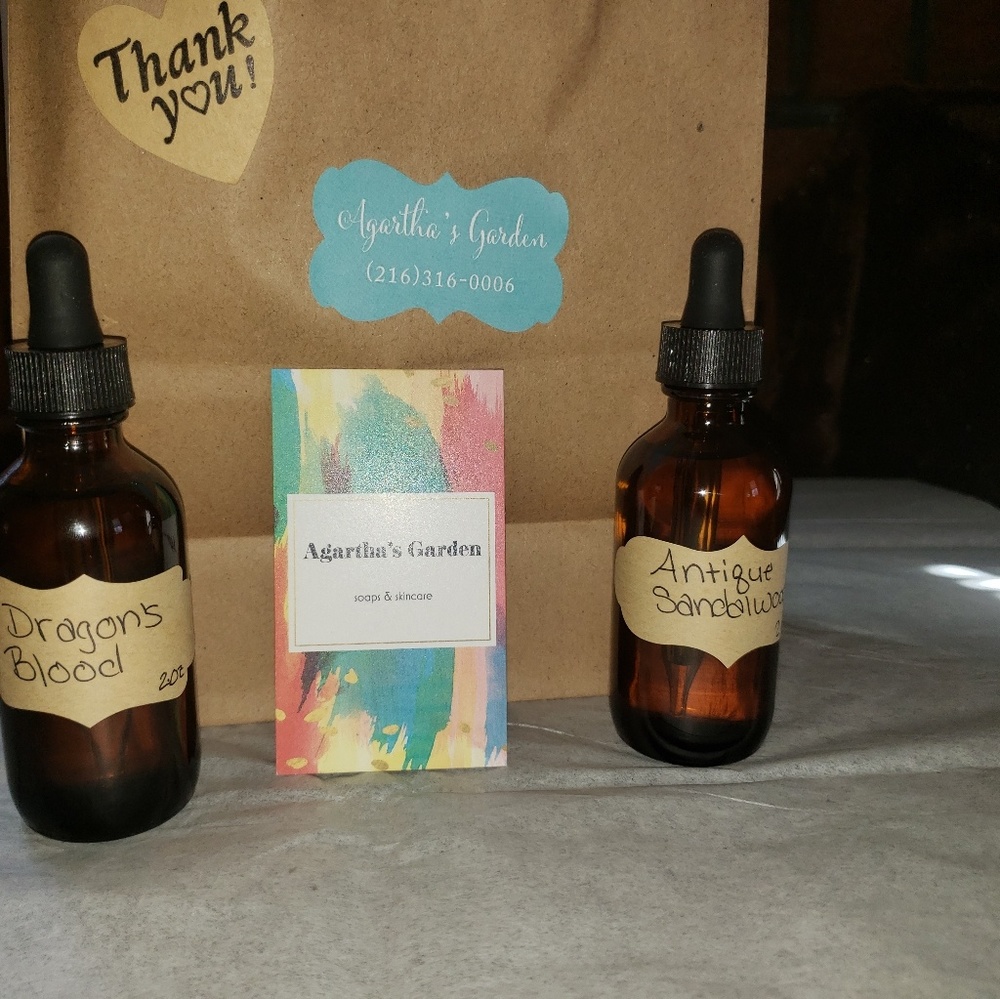 Beard oil: Dragons blood & antique sandalwood